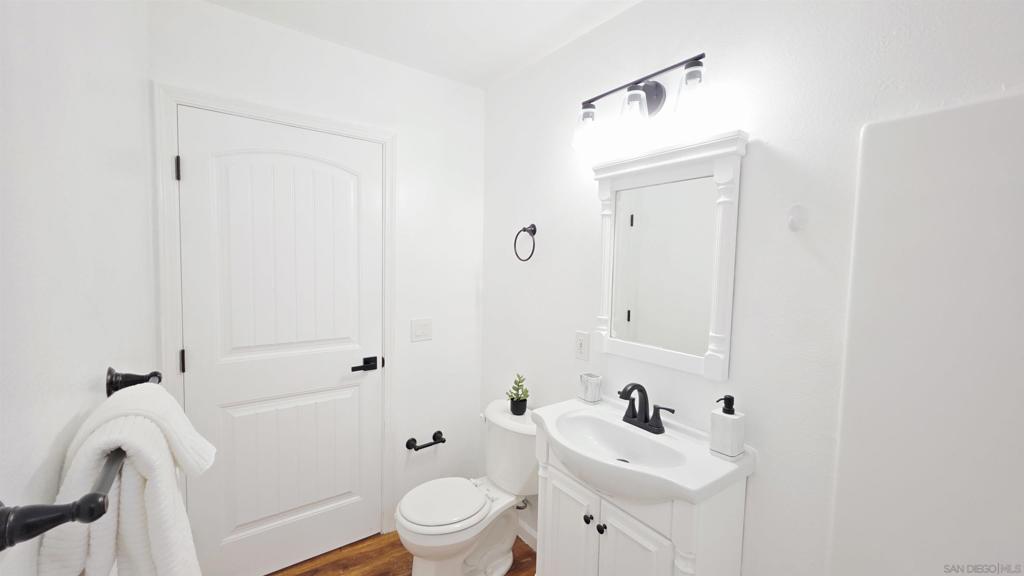 MLS #250032598SD image #14