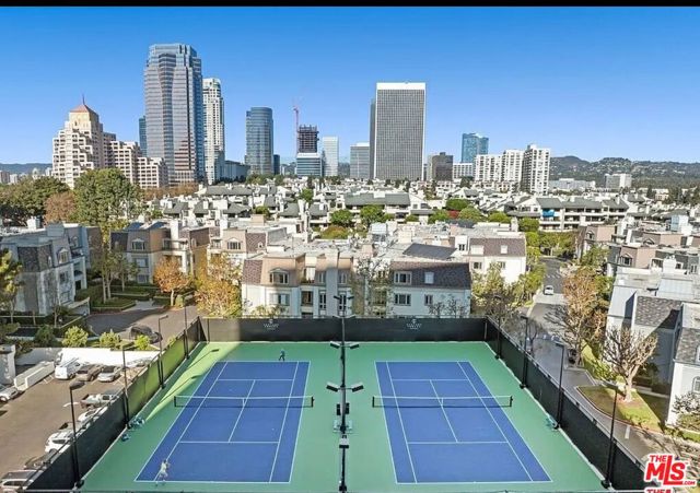 2220 Avenue Of The Stars, Los Angeles CA: https://media.crmls.org/mediaz/10e37b4b-d6cb-4e36-91ac-beaf7fe3438e.jpg