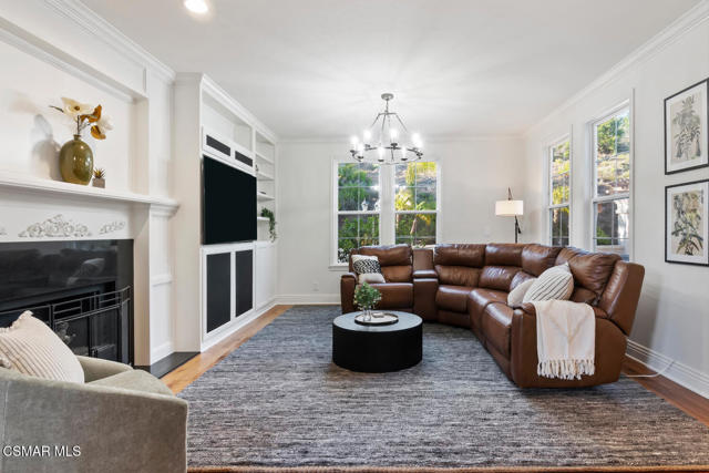 980 Via Anita, Newbury Park CA: https://media.crmls.org/mediaz/10e407b8-817d-4105-88be-913e393efbae.jpg