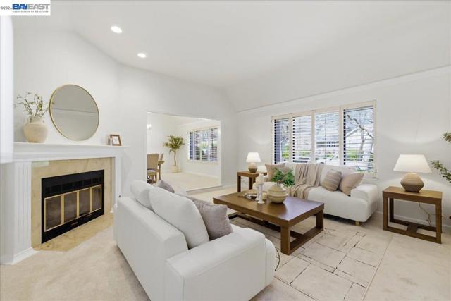 Image 9 of 60 For 5212 Blackhawk Dr