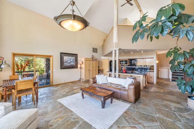 36958 Goldshot Creek Road, Mountain Center CA: https://media.crmls.org/mediaz/10e4a8e3-b1d1-4f21-abdb-975883ee0d81.jpg