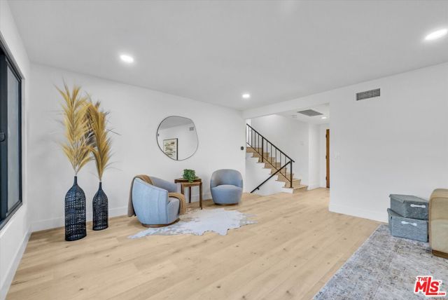 15515 La Moine Street, Hacienda Heights CA: https://media.crmls.org/mediaz/10e5c167-7017-41c0-b506-a72a40ab009c.jpg