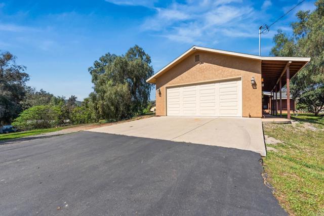 Detail Gallery Image 40 of 59 For 11460 Pinehurst Dr, Lakeside,  CA 92040 - 4 Beds | 3/1 Baths