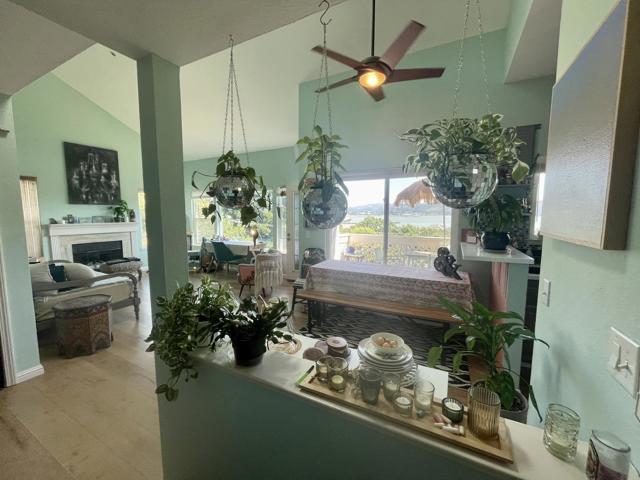735 Buchanan Street, Benicia CA: https://media.crmls.org/mediaz/10e66217-4442-48d6-aa20-69d7028e1160.jpg