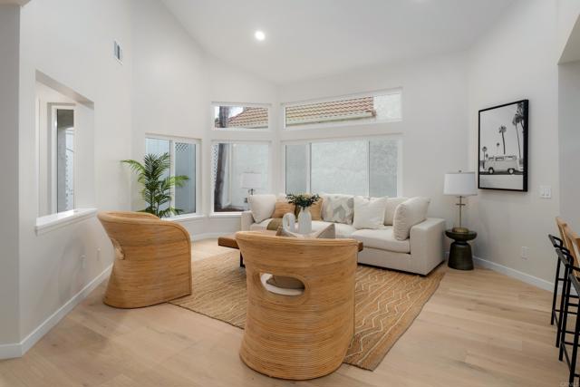 45 Saint Christophers Lane, Coronado CA: https://media.crmls.org/mediaz/10e71691-9d6c-40bb-81f5-9858f896810d.jpg