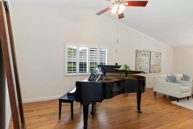 1163 Lomitas Ave, Livermore CA: https://media.crmls.org/mediaz/10e79bc5-85f2-4e49-a152-bcec0fc9f594.jpg