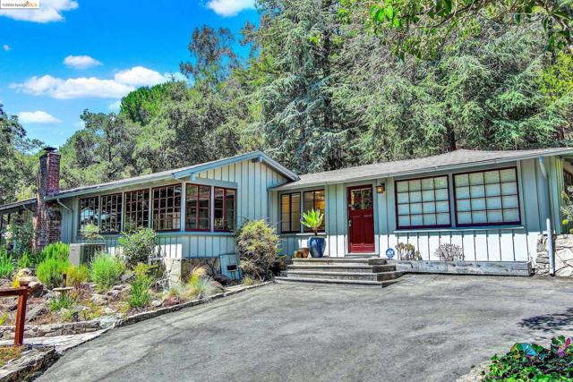 Details for 2976 Joaquin Miller Rd, Oakland, CA 94602