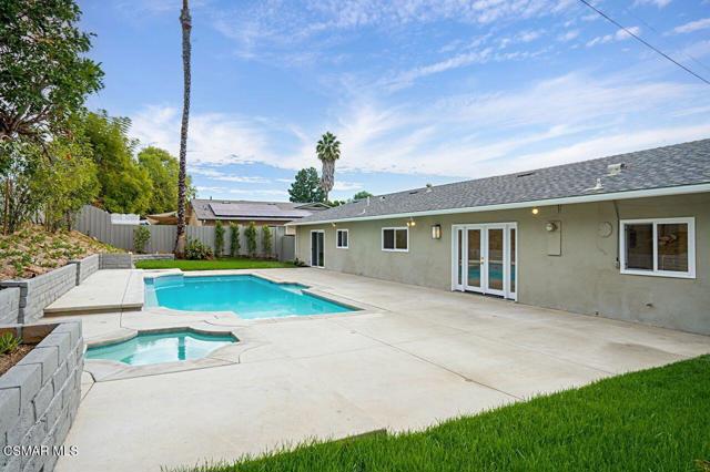 32_11946781_184500_184500-EM-132