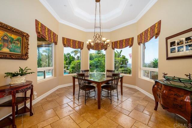 14106 Summit Crest, Escondido CA: https://media.crmls.org/mediaz/10ea5fe7-f335-4f7b-af37-63f53cedaaa1.jpg