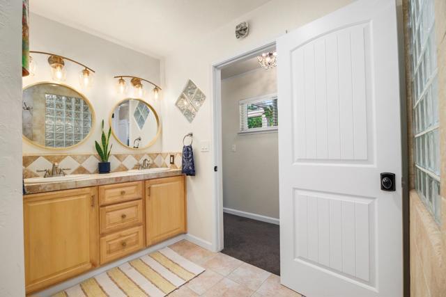 3625 N Main Street, Soquel CA: https://media.crmls.org/mediaz/10eac2be-e1ac-4cf0-a3d2-589a3ce3a4a3.jpg