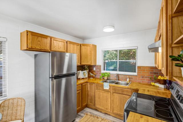 0 Thompson Avenue, Santa Cruz CA: https://media.crmls.org/mediaz/10eb3263-5ba8-4629-a3cd-b25fc19f6fe4.jpg