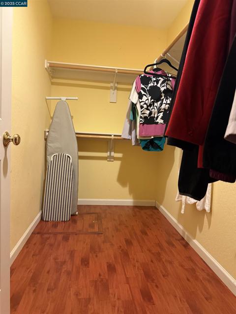 5459 Louisiana Dr, Concord CA: https://media.crmls.org/mediaz/10eb5c70-d0e9-4161-8475-150256d96556.jpg