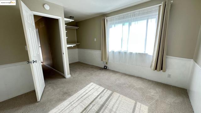 840 Key Route Blvd, Albany CA: https://media.crmls.org/mediaz/10eb6525-1d43-4809-858c-2cc58db4467f.jpg