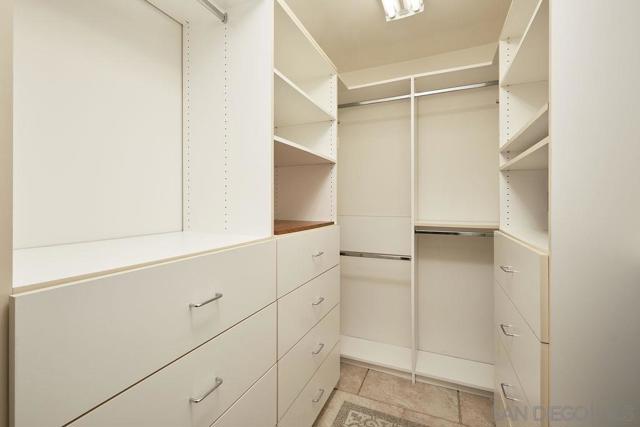 105 Antigua Ct, Coronado CA: https://media.crmls.org/mediaz/10eb74bd-6eab-4c37-bc68-a0bfdcaab4f3.jpg