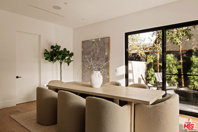 5988 W 76th Street, Los Angeles CA: https://media.crmls.org/mediaz/10ec26b8-e592-495e-9a3b-e1825ee3eb1f.jpg