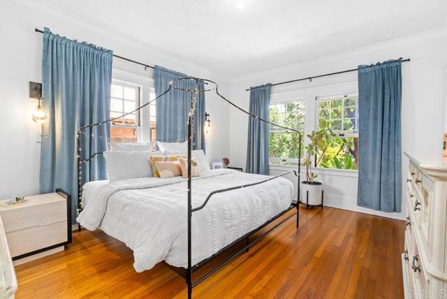 3760 Grim Avenue, San Diego CA: https://media.crmls.org/mediaz/10ec3d26-7b5f-467f-81f6-4eb6238fadb3.jpg