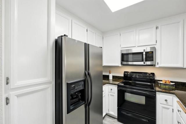 1907 La Terrace Circle, San Jose CA: https://media.crmls.org/mediaz/10ec446f-b66b-4216-af2d-3f1e29e1f53f.jpg