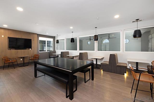 3957 30Th St, San Diego CA: https://media.crmls.org/mediaz/10ed84e7-25cd-4691-a36a-836ff48429fc.jpg