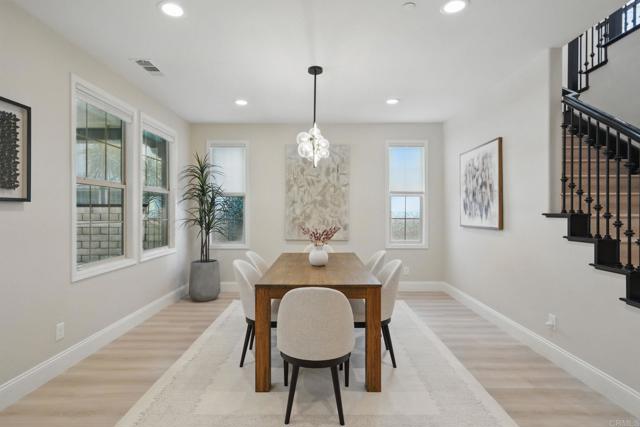 13560 Tierra Vista Circle, San Diego CA: https://media.crmls.org/mediaz/10efac8f-ee46-4d49-8575-14eb2bdcf6ff.jpg