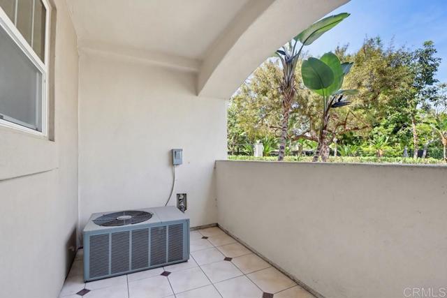 2838 Farragut Road, San Diego CA: https://media.crmls.org/mediaz/10f216ec-6c28-4256-81a4-7645e4b400df.jpg