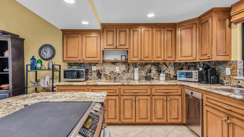 MLS #219137667DA image #5