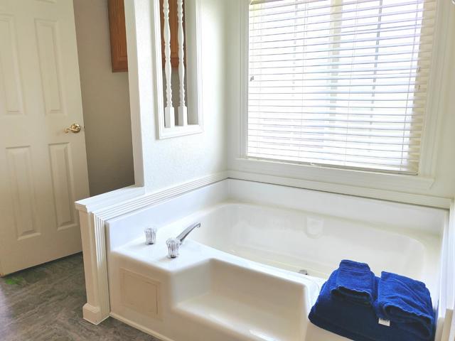 690 Persian Drive, Sunnyvale CA: https://media.crmls.org/mediaz/10f4b3d9-b85a-439a-aca8-208677253950.jpg