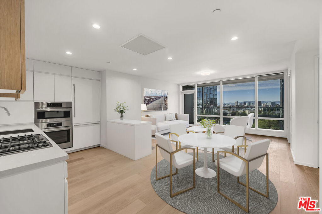 877 Francisco Street #1616