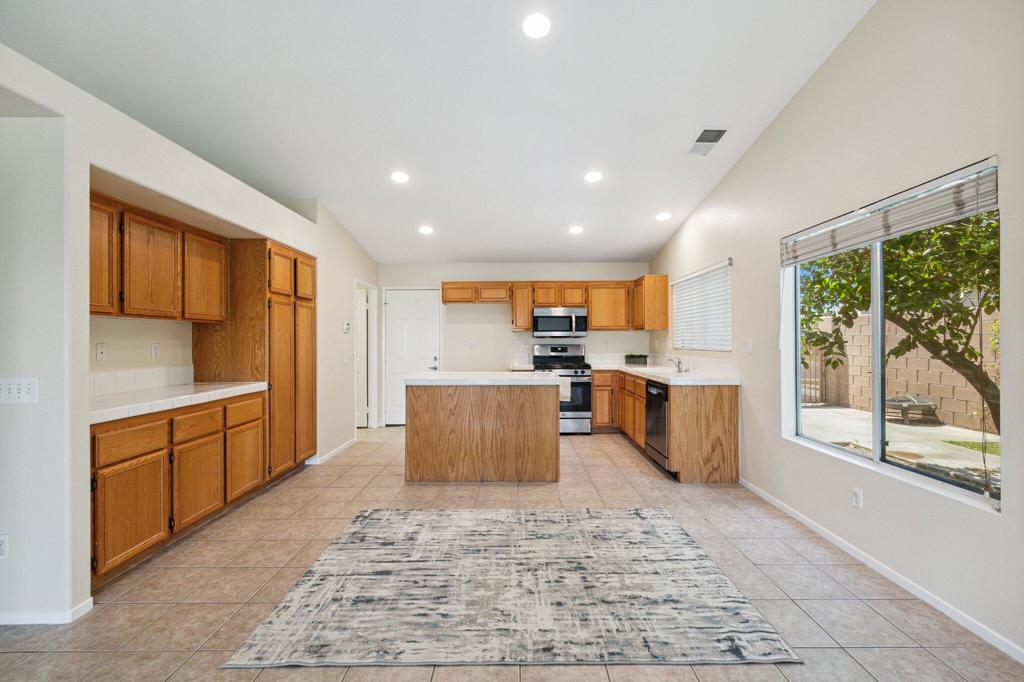 MLS #219138920DA image #13