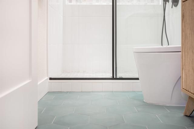 Detail Gallery Image 22 of 34 For 3810 Sierra Morena Ave, Carlsbad,  CA 92010 - 3 Beds | 3/1 Baths