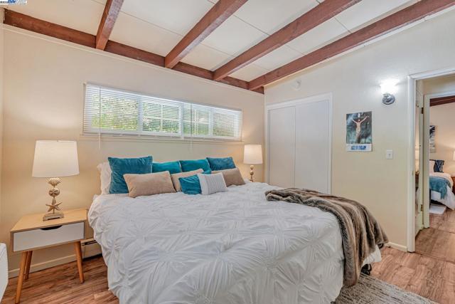 3950 Pinole Valley Rd, Pinole CA: https://media.crmls.org/mediaz/10f6da4c-fc56-40cd-9183-647a23fd498b.jpg