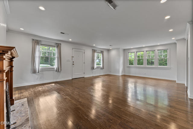 Detail Gallery Image 5 of 37 For 689 Arden Rd, Pasadena,  CA 91106 - 2 Beds | 2 Baths