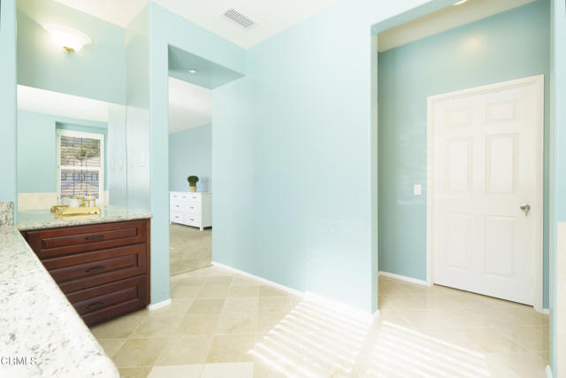 Detail Gallery Image 29 of 52 For 11071 N Tamberly Ln, Los Angeles,  CA 91042 - 4 Beds | 3 Baths