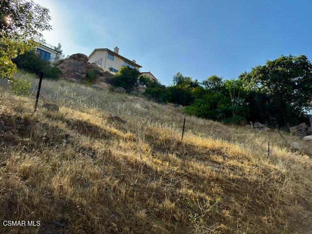 8631 8639 Limerock Terrace, West Hills CA: https://media.crmls.org/mediaz/10f8af81-a5c9-4700-a42d-6cff5789af5e.jpg