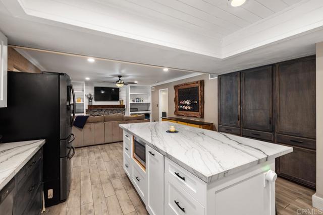 Detail Gallery Image 16 of 40 For 9739 Carta Ln, El Cajon,  CA 92021 - 5 Beds | 4 Baths
