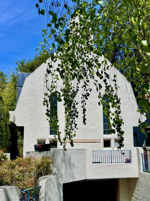 2095 Bowdoin Street, Palo Alto CA: https://media.crmls.org/mediaz/10fb1911-bb69-4a4c-aa0d-d9dc16409ce1.jpg