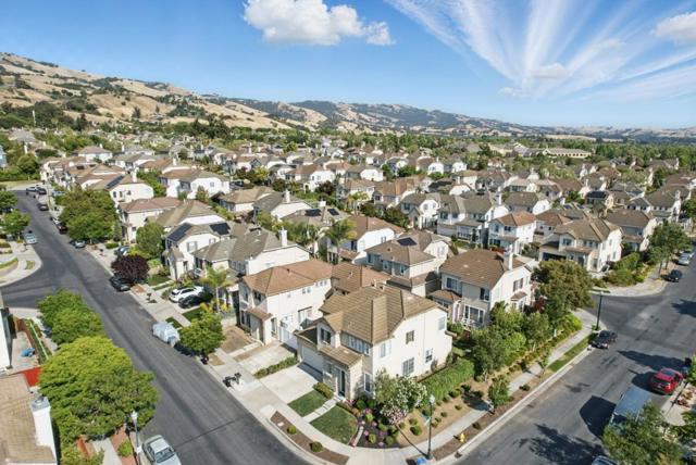 3406 Maroun Place, San Jose CA: https://media.crmls.org/mediaz/10fb674a-4da3-4d71-9901-0f53da81b9e0.jpg