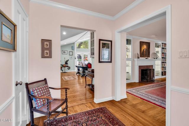 1313 E Palm Street, Altadena CA: https://media.crmls.org/mediaz/10fc5f07-fedf-45e9-a946-1f986a359410.jpg