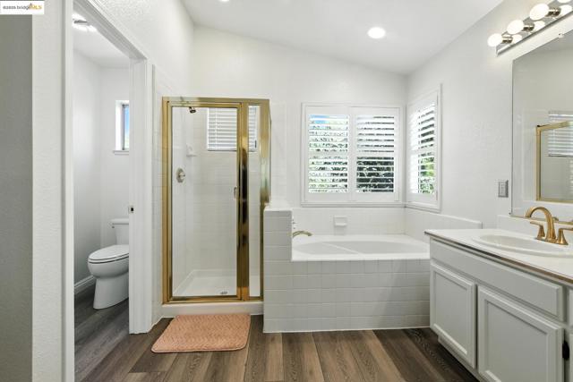 2201 Mark Twain Drive, Antioch CA: https://media.crmls.org/mediaz/10fc72ff-25ca-4ac8-a499-19e9b8f5d5e0.jpg