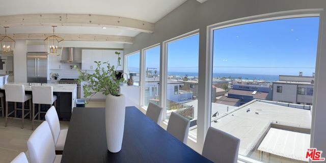 1637 MONTEREY Boulevard, Hermosa Beach, California 90254, 3 Bedrooms Bedrooms, ,1 BathroomBathrooms,Residential,Sold,MONTEREY,22169049