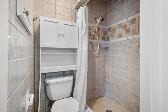 3031 Flores Street, San Mateo CA: https://media.crmls.org/mediaz/10fd4bd8-9b8e-4c24-a960-151a6eb1e7ae.jpg