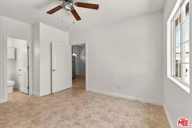 907 E 81st Street, Los Angeles CA: https://media.crmls.org/mediaz/10fd51bc-ea2e-4c47-b76d-d61a3de2399a.jpg