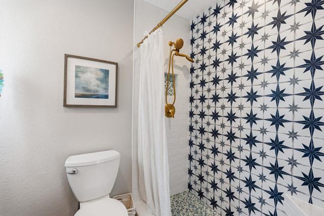 1842 Avenida Mimosa, Encinitas CA: https://media.crmls.org/mediaz/10fd5e2e-4224-4cab-ab19-c09ec64a0799.jpg