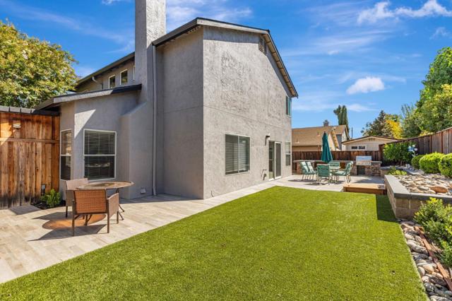 746 Alder Street, Gilroy CA: https://media.crmls.org/mediaz/10fd9c18-3e49-4d4e-96bd-7c44eee53a2b.jpg