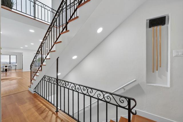 72 Cresta Vista Drive, San Francisco CA: https://media.crmls.org/mediaz/10fdeedd-11e6-401f-aab0-ea1c4b7919e5.jpg