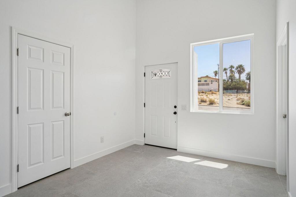 MLS #219129735DA img 16