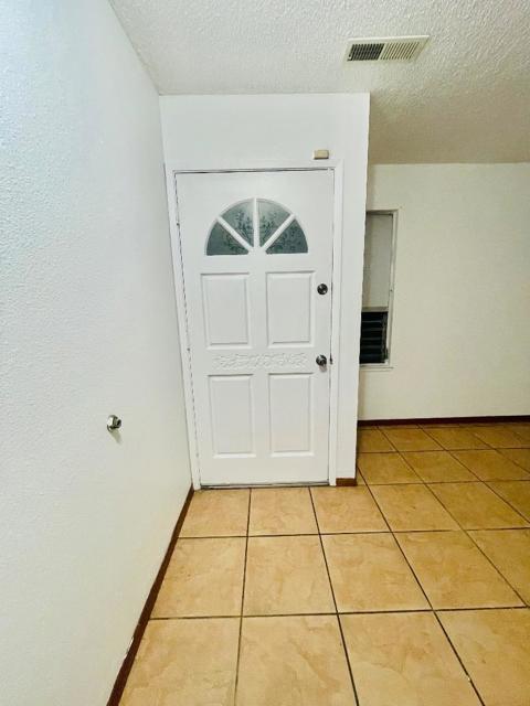 1634 Cuevas Circle, Salinas CA: https://media.crmls.org/mediaz/10fe5342-5d8c-495c-bad2-806065cacb43.jpg