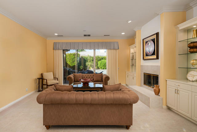 6 Dickens Court, Rancho Mirage, CA 92270