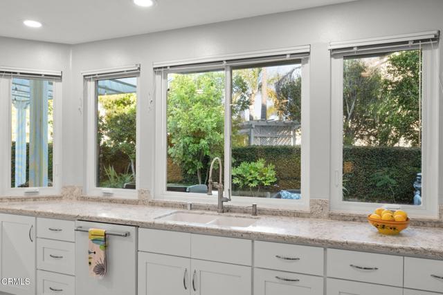 2106 Fox Den Court, Oxnard CA: https://media.crmls.org/mediaz/10feebdb-3b29-40dd-b632-39c7c8e4cd67.jpg