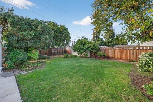 876 Sunset Drive, Santa Clara CA: https://media.crmls.org/mediaz/10ff75f5-2adc-46bc-8cda-e9c7dba521fe.jpg