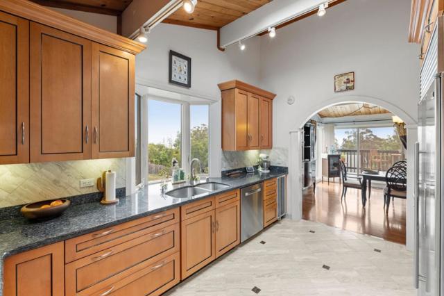 702 El Granada Boulevard, El Granada CA: https://media.crmls.org/mediaz/11001f2b-d90b-4545-850a-ea459ac09eb7.jpg